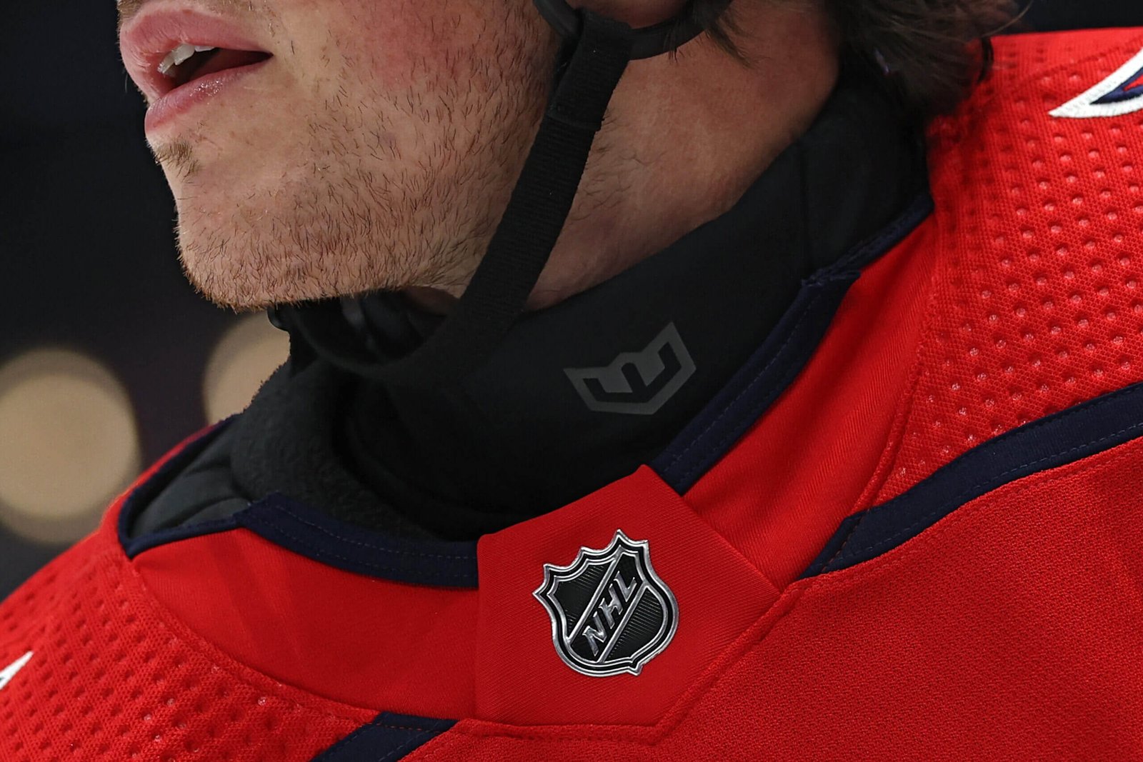 NHL player poll: Why most players say the league shouldn't mandate neck guards