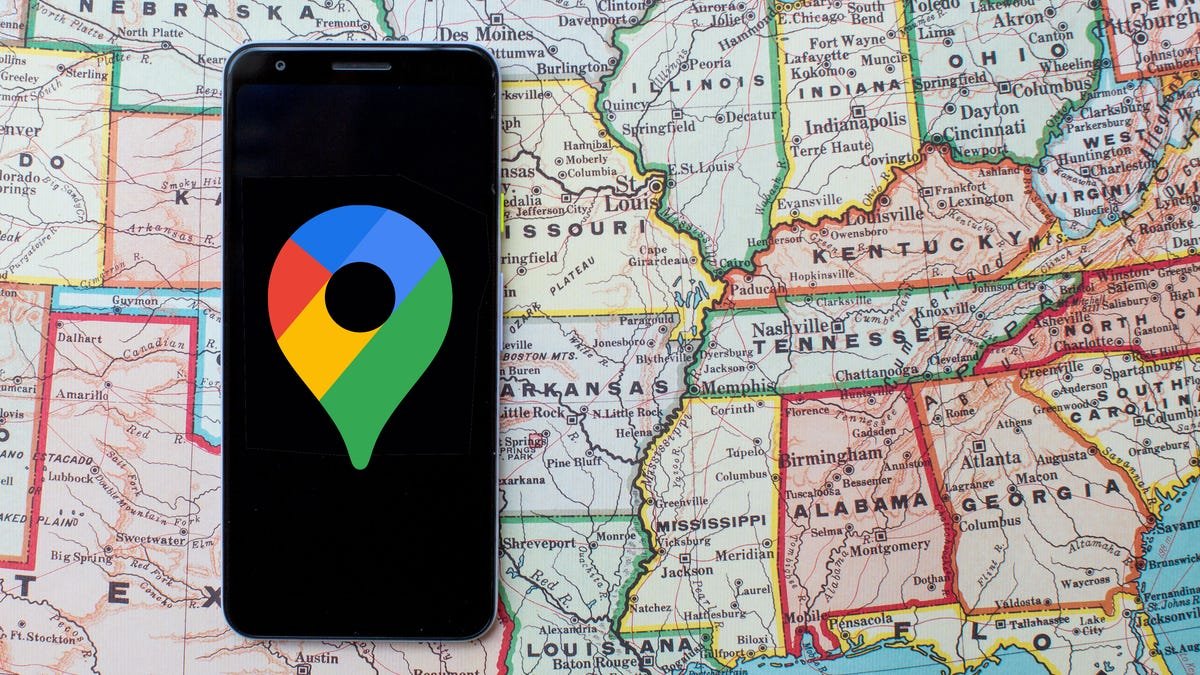 Traveling to the Solar Eclipse? You Should Download Google Maps Offline Now. Here&apos;s Why